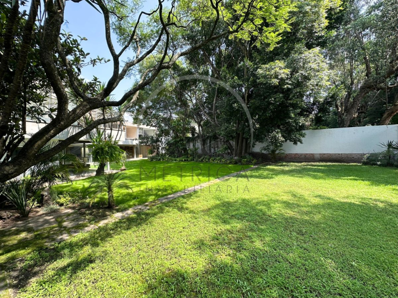 Casa en venta para remodelar en Lomas de Chapultepec