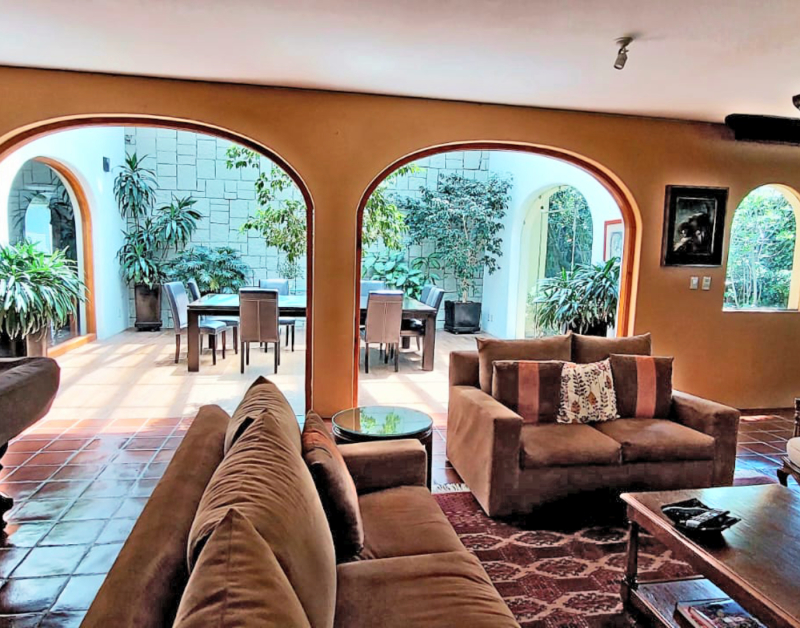 Casa En Renta En Lomas De Chapultepec Con 985m2 De Terreno