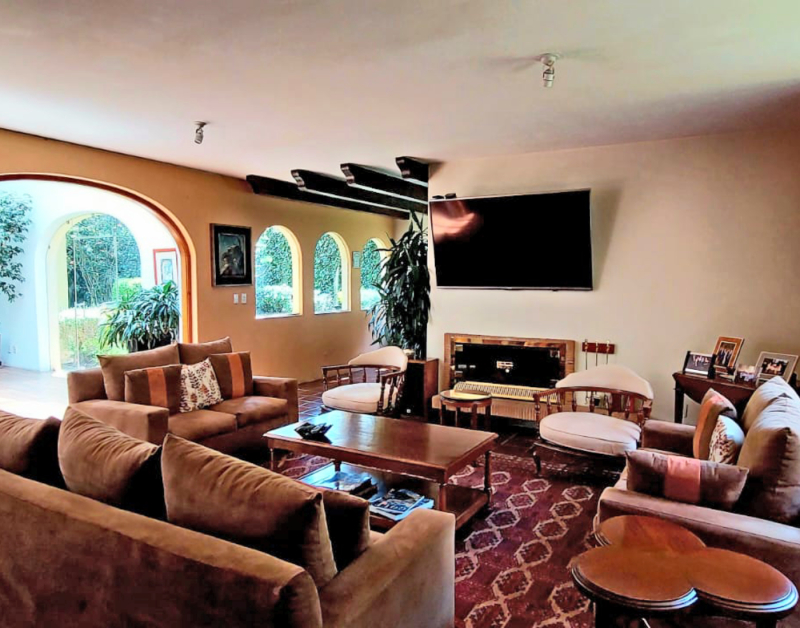 Casa En Renta En Lomas De Chapultepec Con 985m2 De Terreno