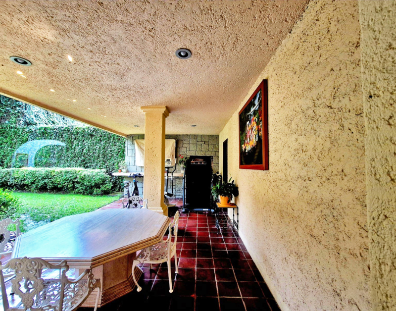 Casa En Renta En Lomas De Chapultepec Con 985m2 De Terreno