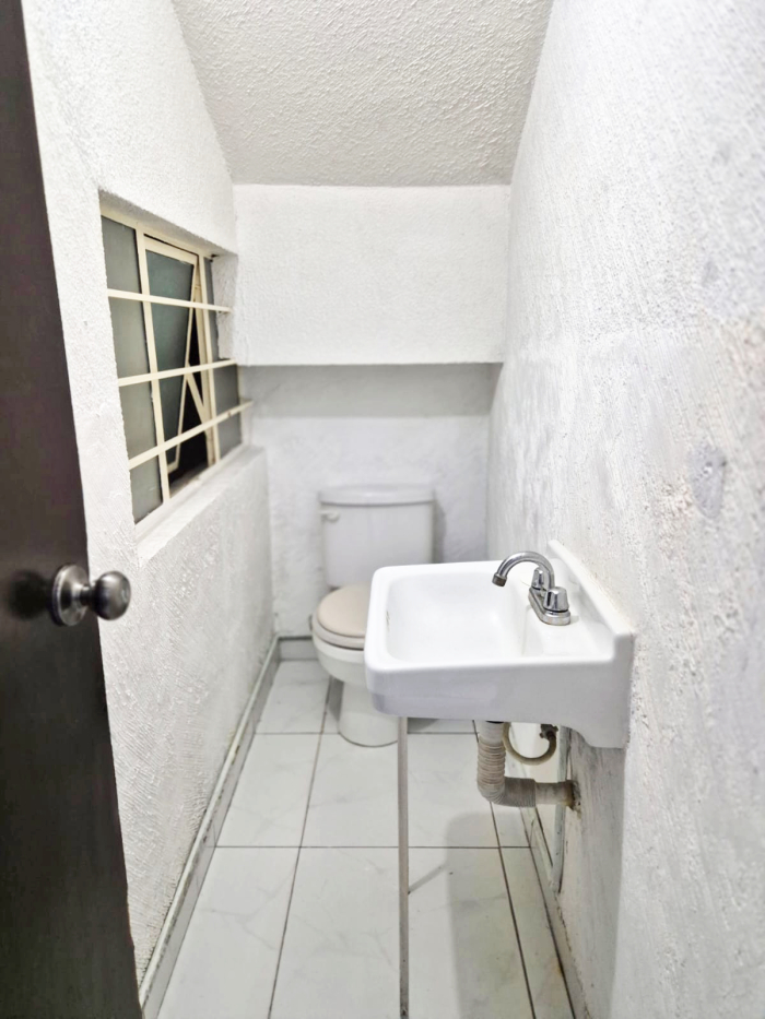 Edificio De 3 Pisos En Venta Uso Amplio Suelo Comercial PB Col. Anzures