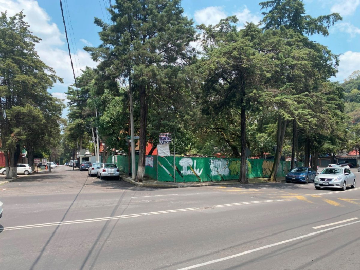 Terreno En Venta Con USO DE SUELO DE EQUIPAMIENTO En Lomas De Axomiatla