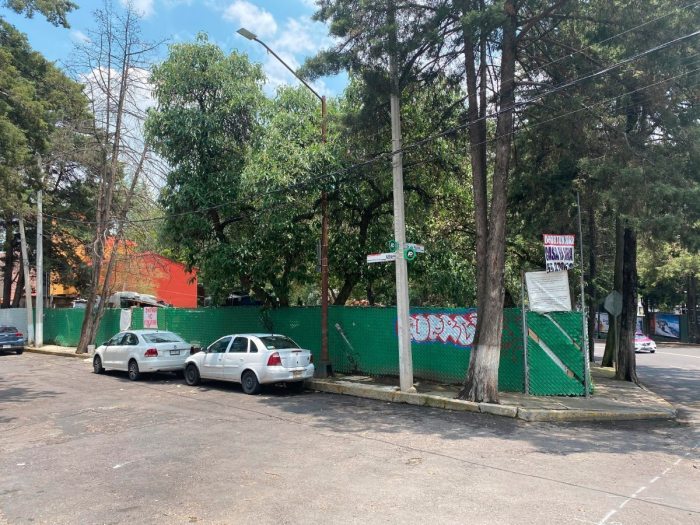 Terreno En Venta Con USO DE SUELO DE EQUIPAMIENTO En Lomas De Axomiatla