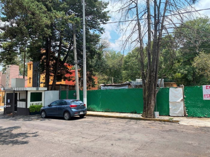 Terreno En Venta Con USO DE SUELO DE EQUIPAMIENTO En Lomas De Axomiatla