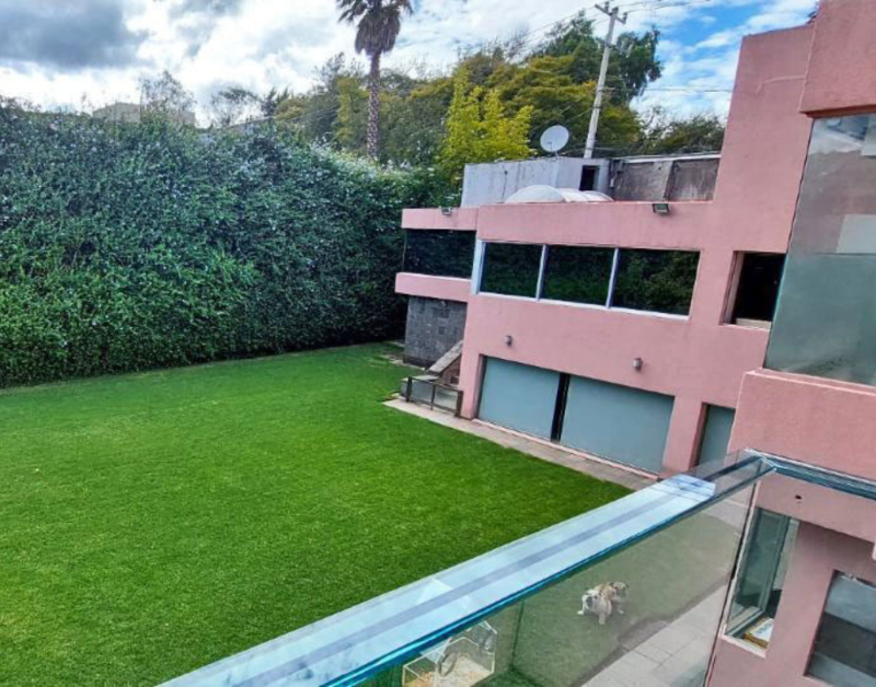 Casa En Venta En Lomas Altas