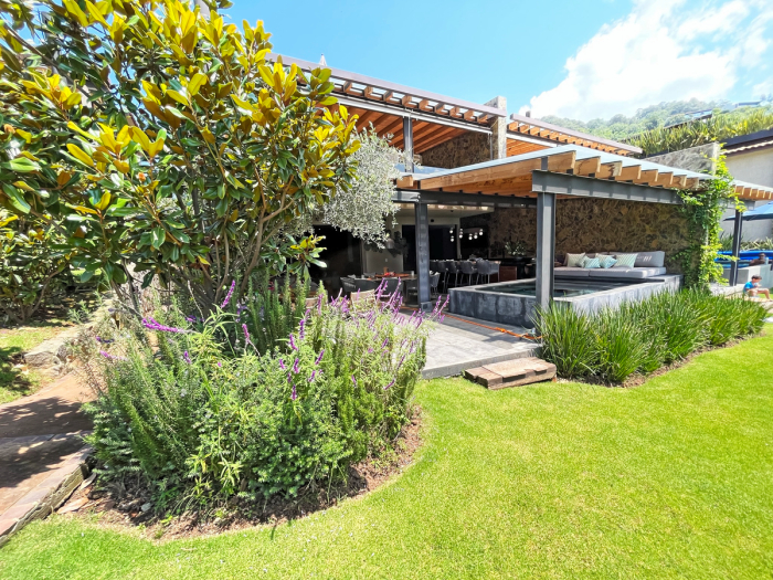 Casa en venta en Puerta del Lago, Valle de Bravo