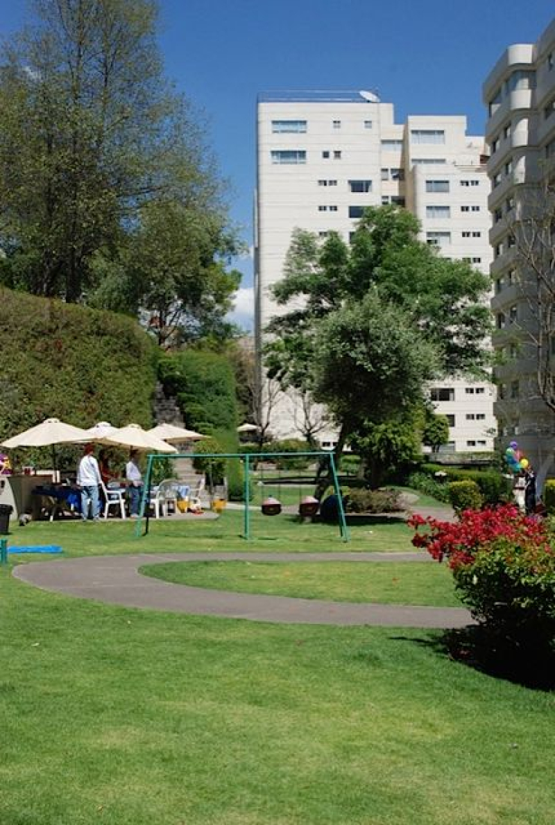 Venta De Departamento, En Jardines De La Herradura