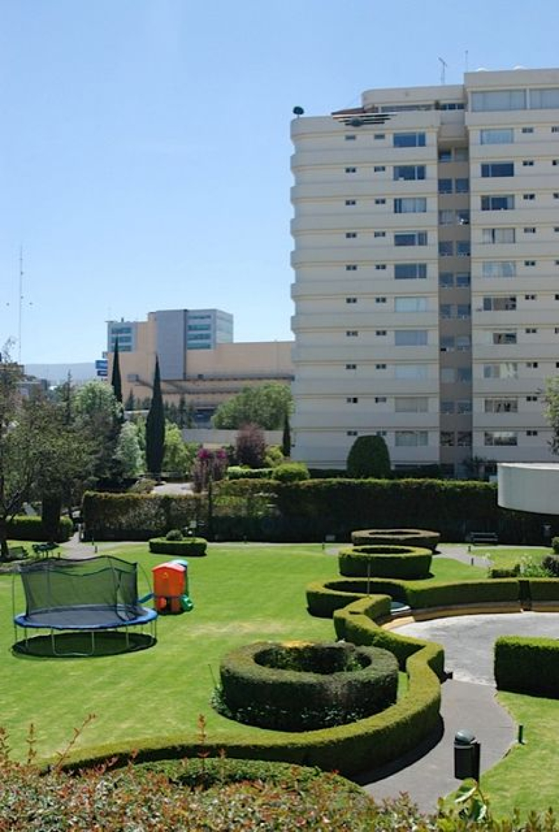 Venta De Departamento, En Jardines De La Herradura
