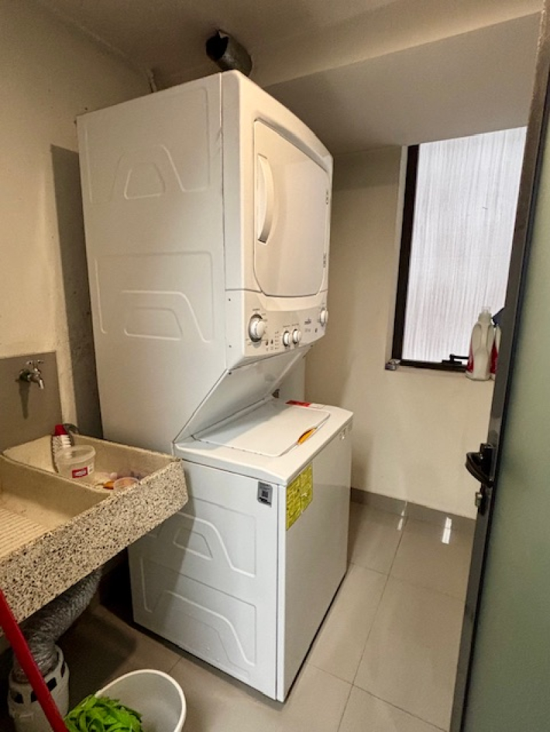 Venta de departamento, en Bosque Real