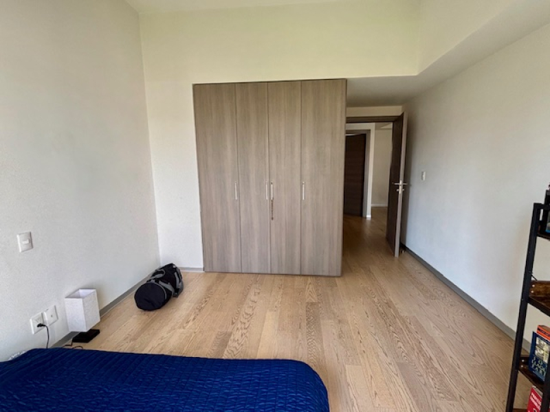 Venta de departamento, en Bosque Real