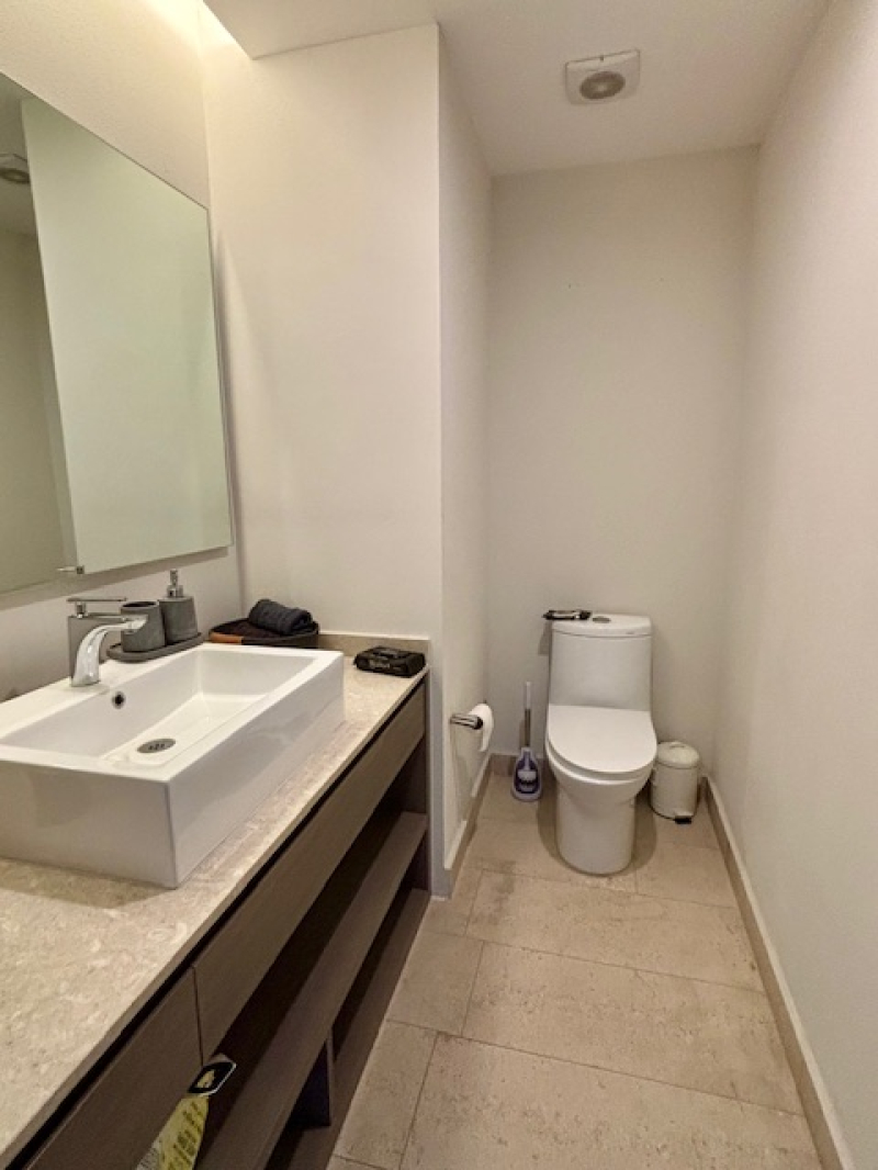 Venta de departamento, en Bosque Real