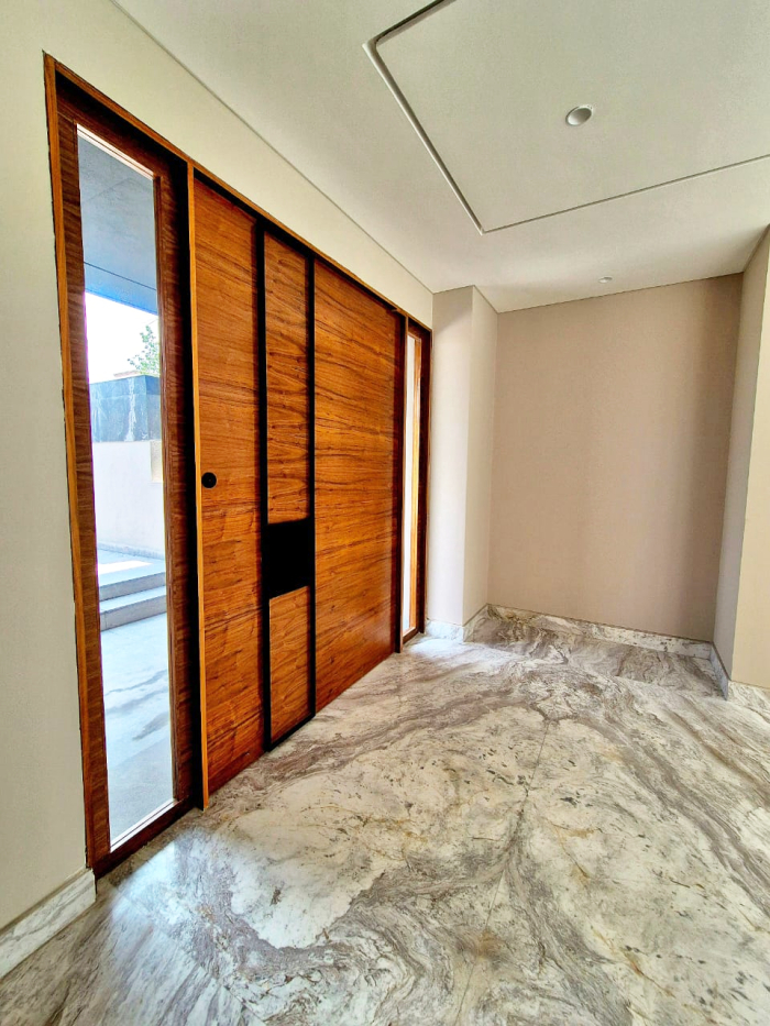 Magnífica Casa En Venta A Estrenar En Bosques De Las Lomas, Calle Cerrada