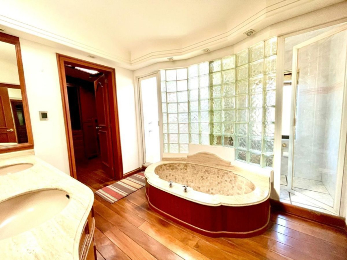 Venta Exclusiva Casa En Bosque De Las Lomas