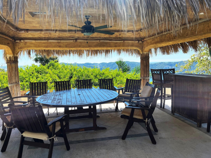 Acapulco, Lomas Del Marqués. Venta Casa 