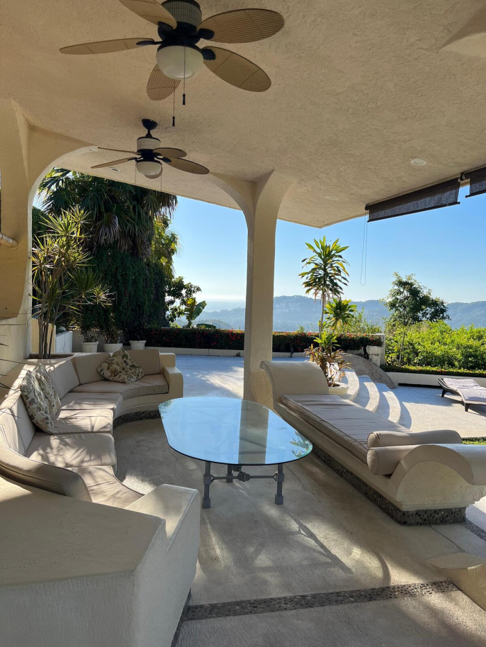 Acapulco, Lomas Del Marqués. Venta Casa 