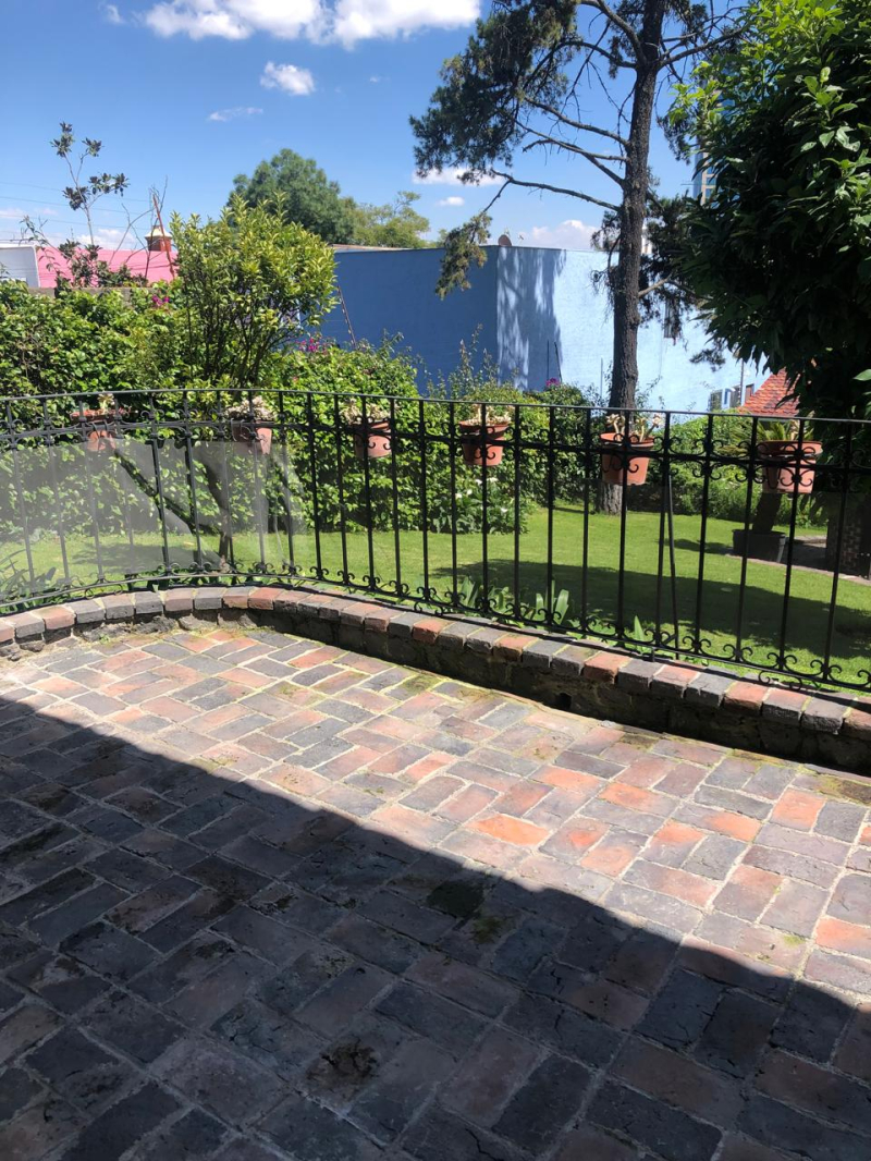 Casa En Renta En Lomas De Bezares