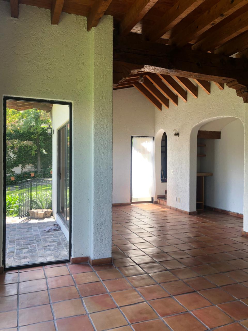 Casa En Renta En Lomas De Bezares