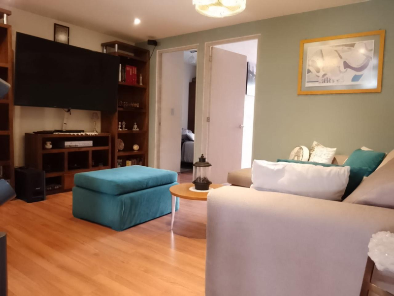 CASA REMODELADA CON TERRAZA EN VENTA BOSQUE REAL