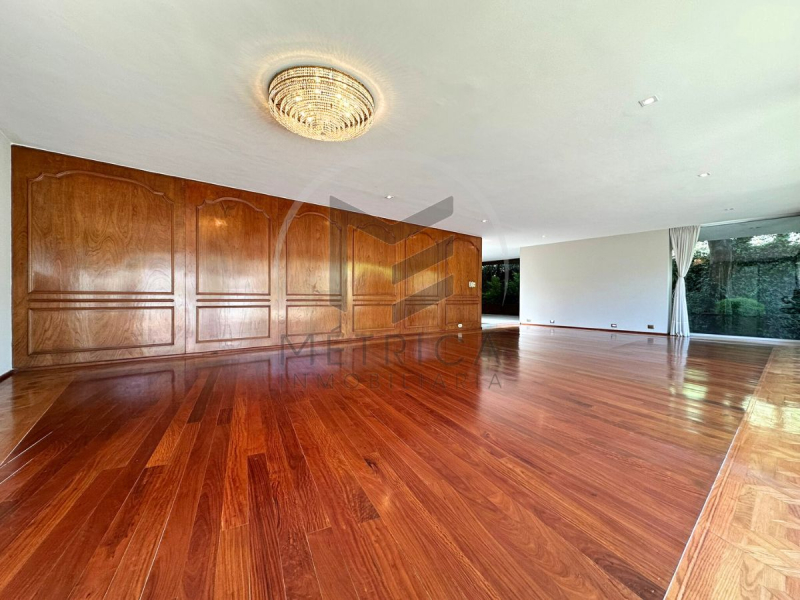 Casa en venta en Lomas de Chapultepec �?? Sierra Paracaima