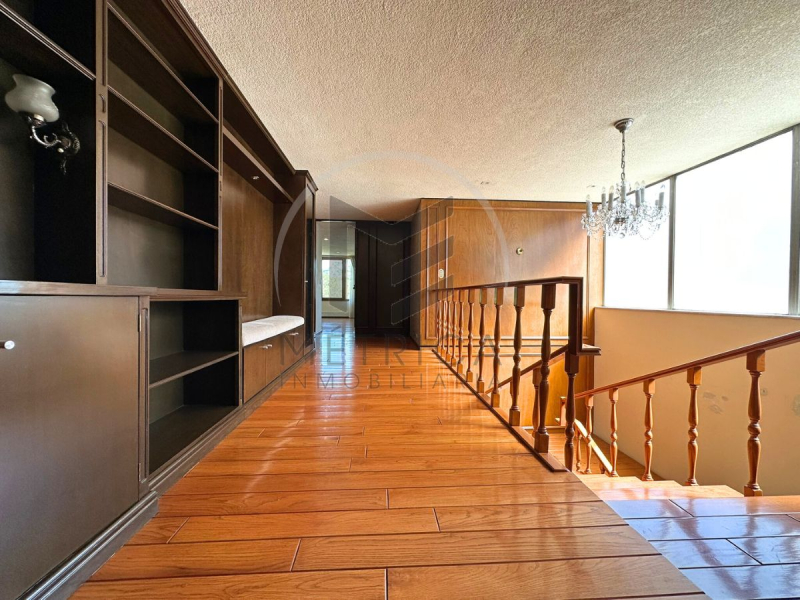 Casa en venta en Lomas de Chapultepec �?? Sierra Paracaima
