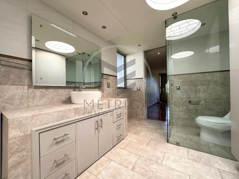 Casa en venta en Lomas de Chapultepec �?? Sierra Paracaima