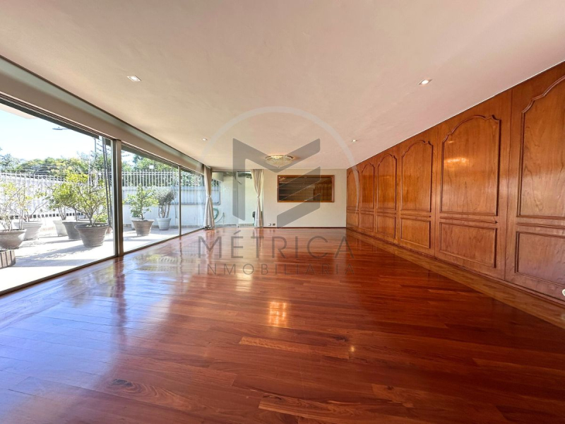 Casa en venta en Lomas de Chapultepec �?? Sierra Paracaima