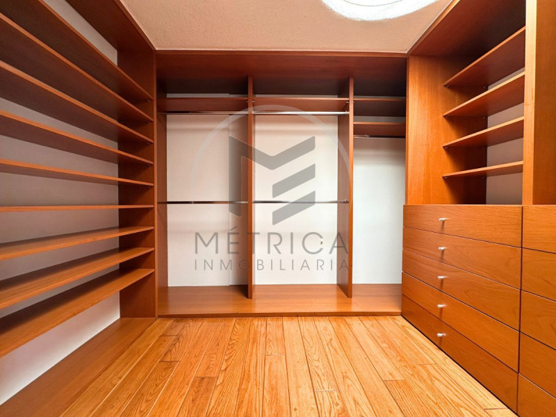 Casa en venta en Lomas de Chapultepec �?? Sierra Paracaima