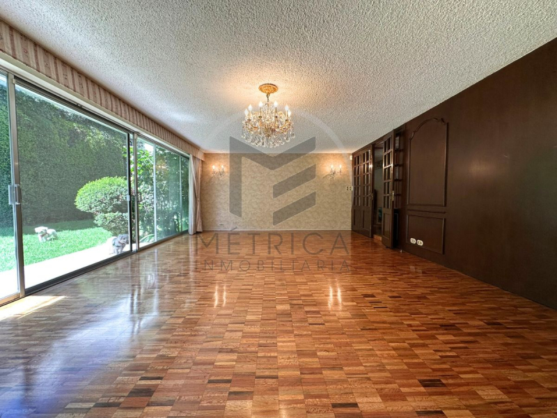 Casa en venta en Lomas de Chapultepec �?? Sierra Paracaima