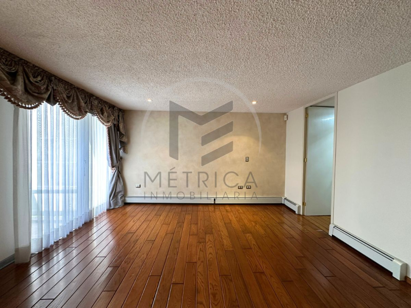 Casa en venta en Lomas de Chapultepec �?? Sierra Paracaima