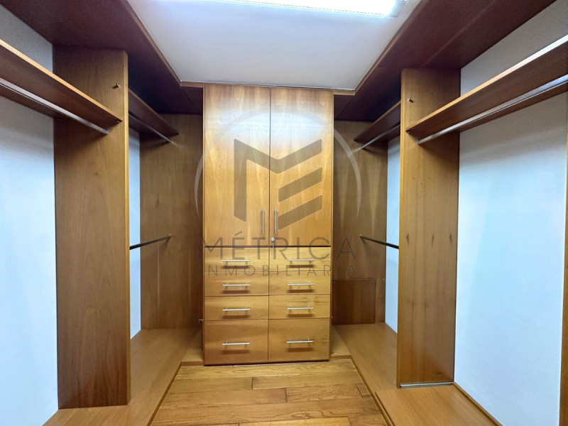 Casa en venta en Lomas de Chapultepec �?? Sierra Paracaima