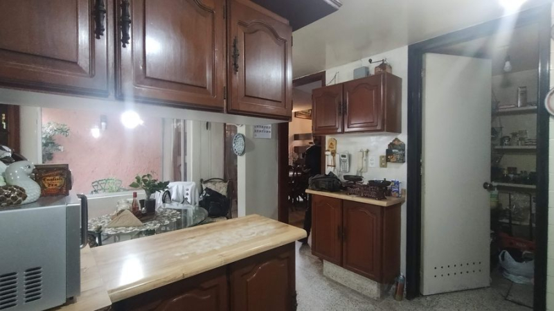Casa En Venta Y Terreno En Jardines De Coyoacan