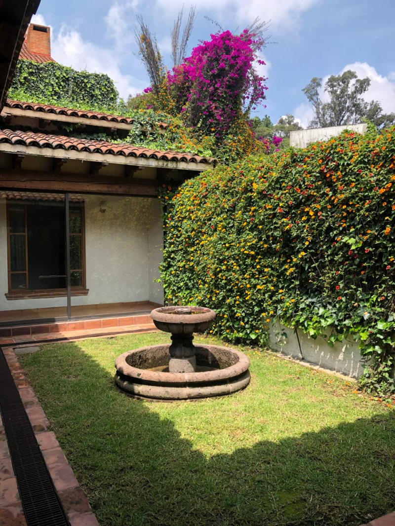 Casa En Venta En Paseo De Las Lomas