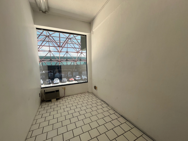 Local Comercial En Venta En Plaza Exhimoda Guadalajara