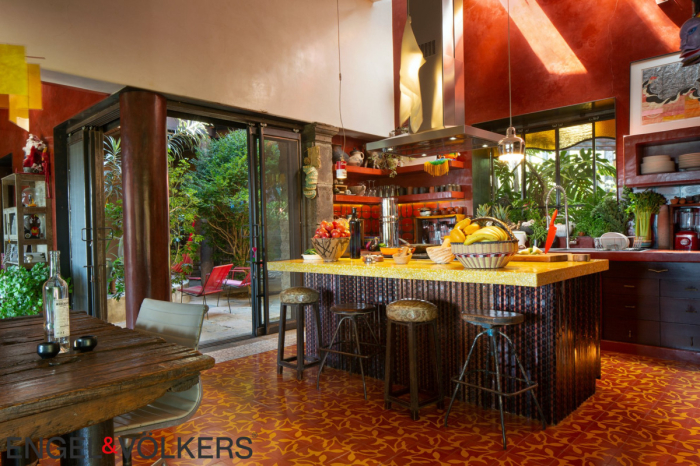 Casa En Venta En Valle De Bravo. AH0 ART VILLA