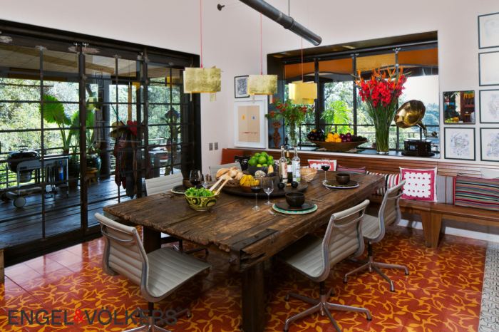 Casa En Venta En Valle De Bravo. AH0 ART VILLA