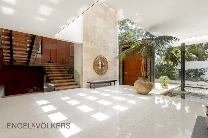 Casa de Lujo en Venta en Jardines del Pedregal | 4 RecÃ¡maras | 1,588 mÂ²