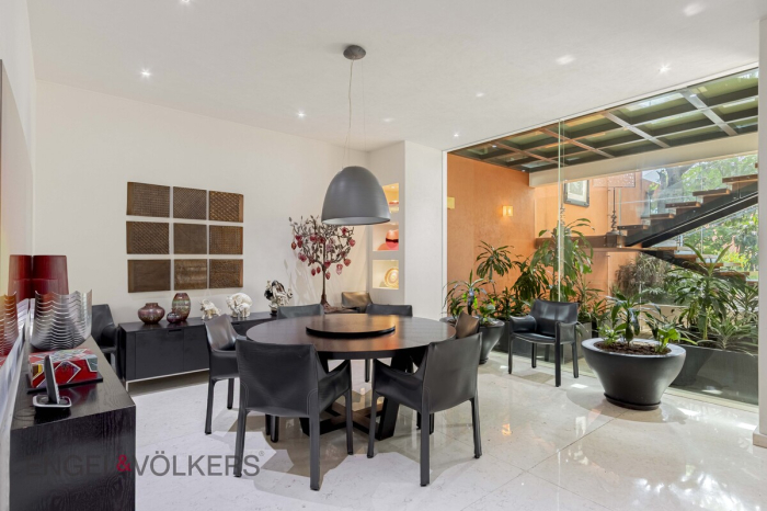 Casa De Lujo En Venta En Jardines Del Pedregal | 4 Recámaras | 1,588 M²