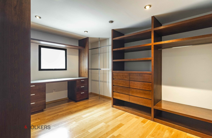 renta departamento, excelente ubicación con roof top en temistocles, polanco.