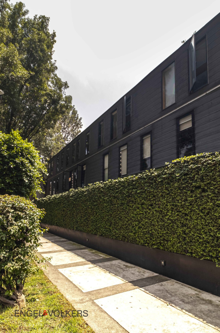 renta departamento, excelente ubicación con roof top en temistocles, polanco.