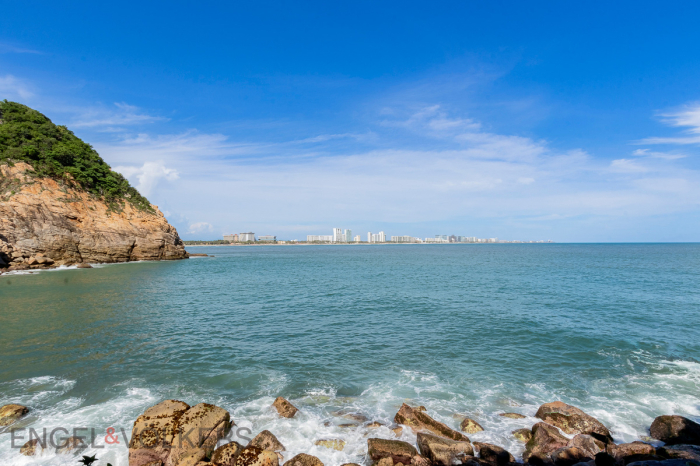 DEPARTAMENTO  EN VENTA, LOS RISCOS PLAYA DIAMANTE