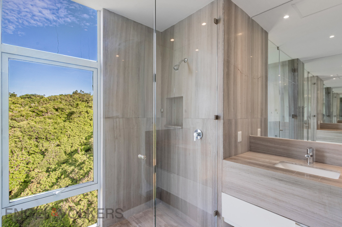 DEPARTAMENTO  EN VENTA, LOS RISCOS PLAYA DIAMANTE