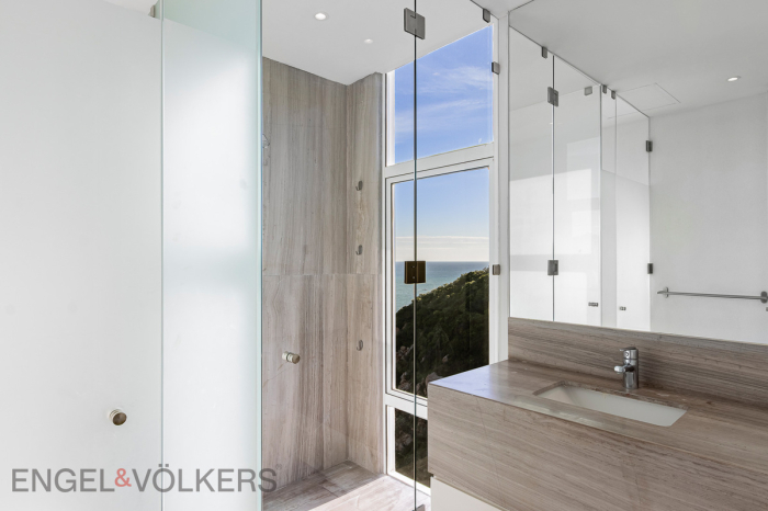 DEPARTAMENTO  EN VENTA, LOS RISCOS PLAYA DIAMANTE