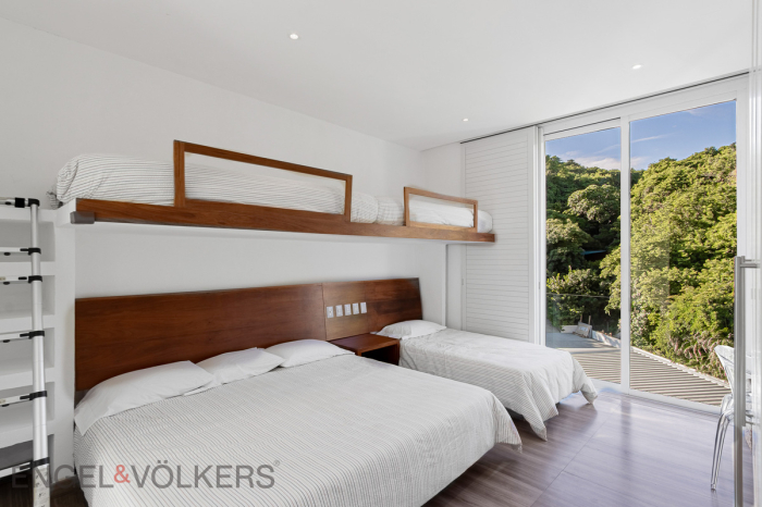 DEPARTAMENTO  EN VENTA, LOS RISCOS PLAYA DIAMANTE