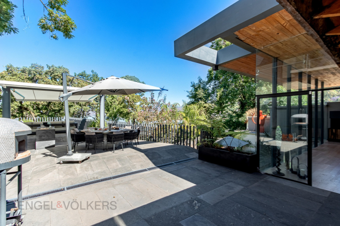 Venta De Fracción, Casa La Lagartija, Valle De Bravo.