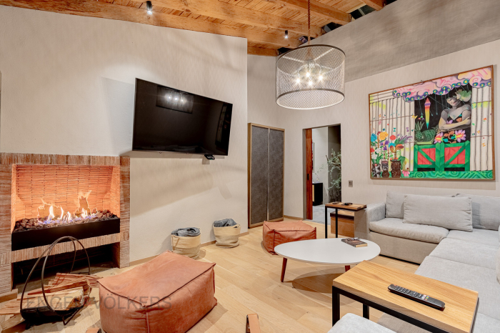 Venta De Fracción, Casa La Lagartija, Valle De Bravo.