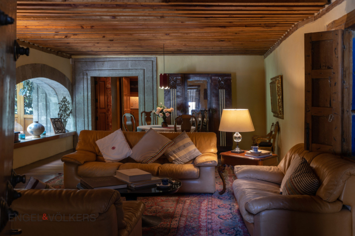 Edificio Comercial En Renta Seminario 12, Centro Histórico CDMX