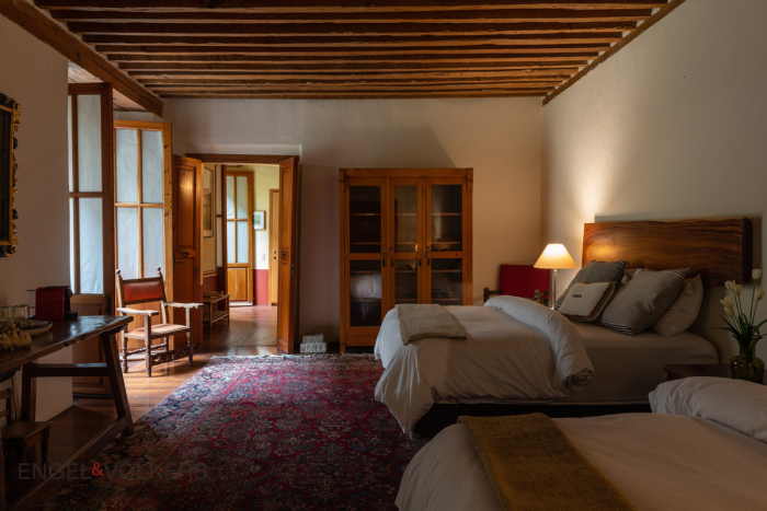 Edificio Comercial En Renta Seminario 12, Centro Histórico CDMX