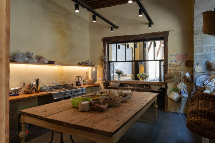 Edificio Comercial En Renta Seminario 12, Centro Histórico CDMX