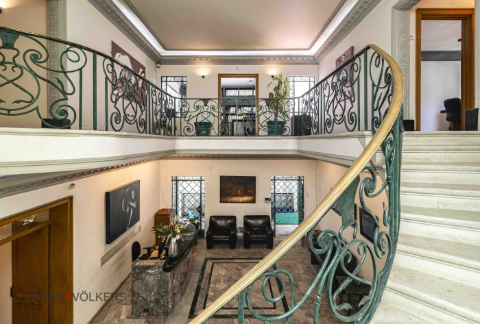 Casa En Venta En Polanco. Uso De Suelo Para Oficinas