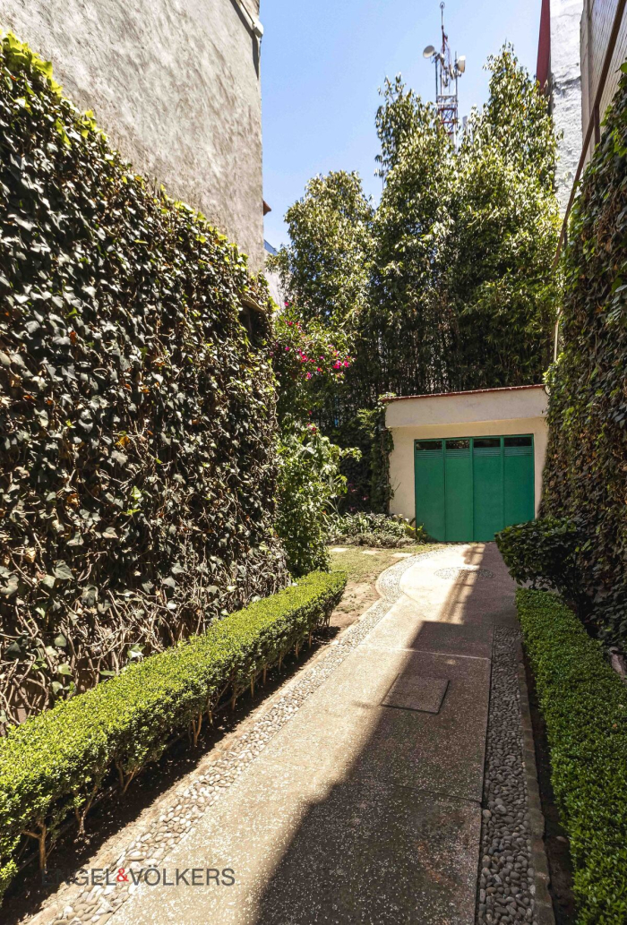 Casa En Venta En Polanco. Uso De Suelo Para Oficinas